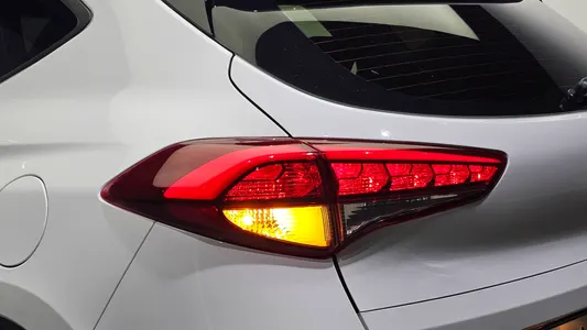 Hyundai Tucson 2.0 4WD 2015 23