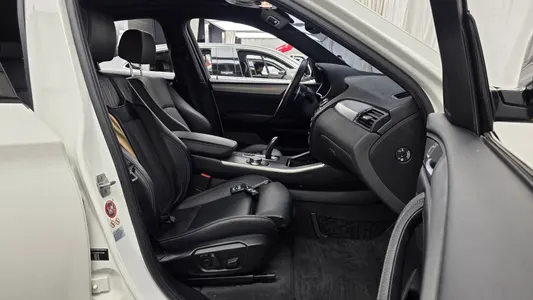 BMW X4 (F26) xDrive20d M 2017 11
