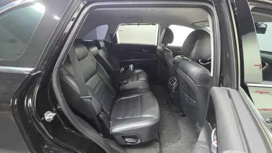 Kia 쏘렌토 2.2 2WD 2017 18