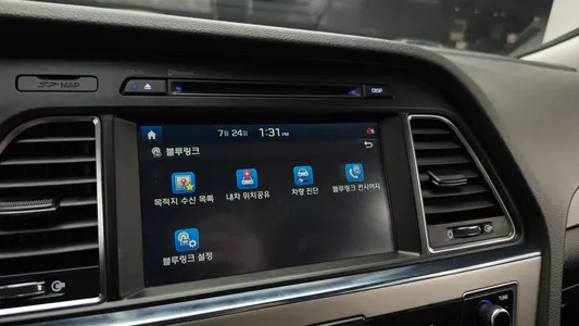 Hyundai LF LPI () 2014 16