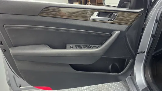 Hyundai LF LPI () 2014 24