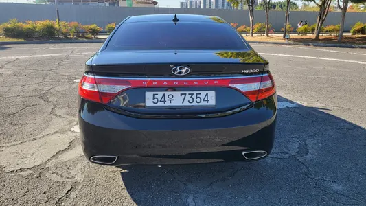 Hyundai Grandeur HG HG300 2012 4