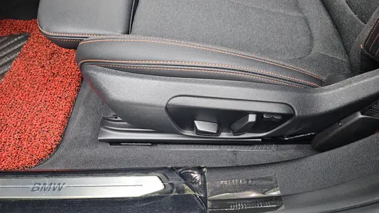 BMW 1 Series (F40) 118d 2021 29