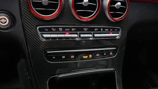 Mercedes-Benz GLC-Class X253 GLC300e 4MATIC 2021 17