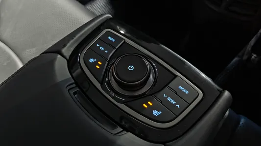 Hyundai Grandeur HG HG240 2012 18