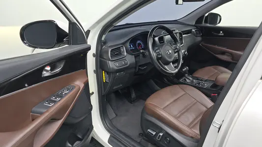 Kia Sorento 2.0 2WD 2016 10