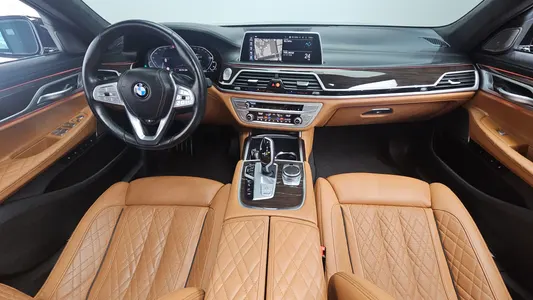 BMW 7 Series (G11) 745Le i 2020 7