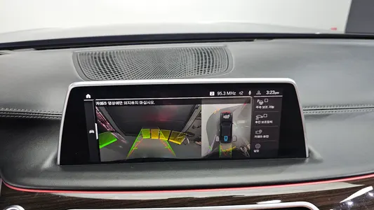 BMW 7 Series (G11) 745Le i 2020 15