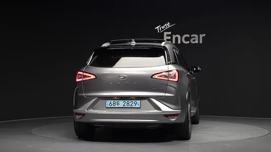 Hyundai 넥쏘 2022 4
