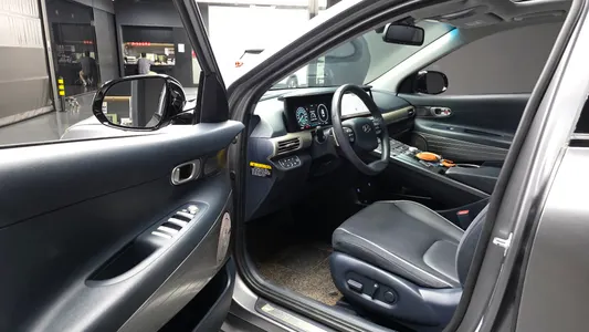 Hyundai 넥쏘 2022 10