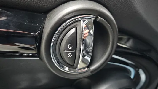 MINI 쿠퍼 5 2023 16