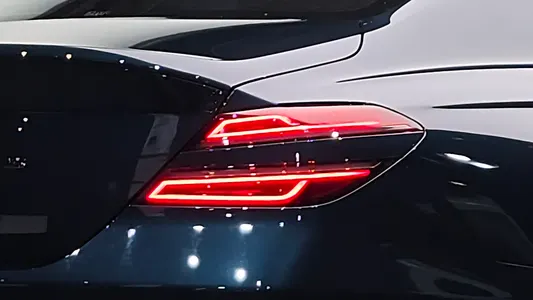 Genesis G70 2.0T 2WD 2021 23