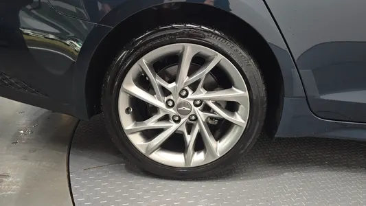 Genesis G70 2.0T 2WD 2021 31