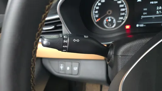 Genesis G70 2.0T 2WD 2021 28