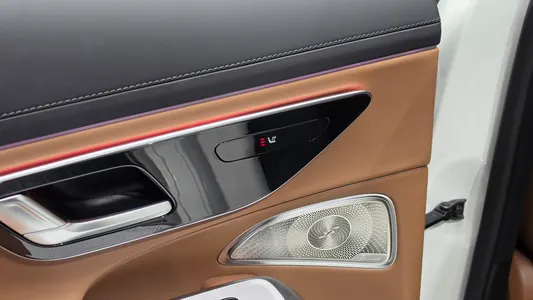 Mercedes-Benz E-Class W214 E300 4MATIC 2025 28