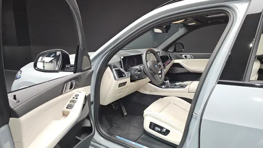 BMW X5 (G05) xDrive 40i M 2026 9