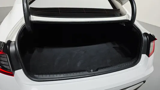 Hyundai (DN8) 2.0 LPG() 2022 18