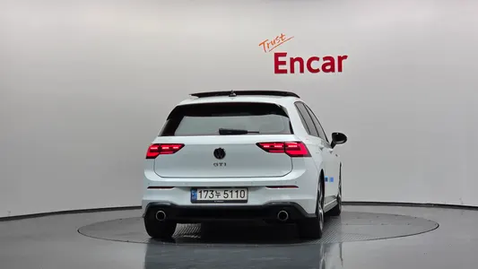 Volkswagen 8 2.0 GTI 2022 4