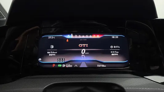 Volkswagen 8 2.0 GTI 2022 8