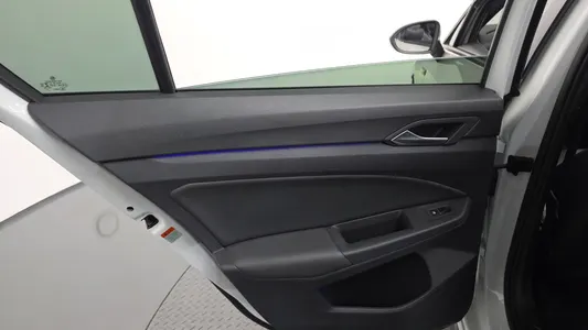 Volkswagen 8 2.0 GTI 2022 25