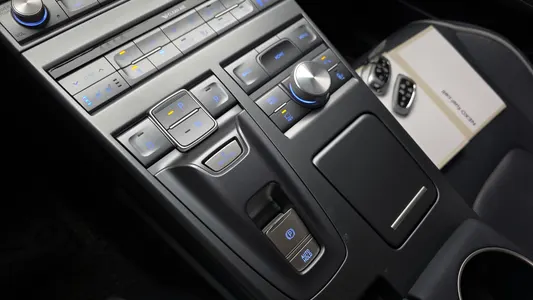 Hyundai 넥쏘 2021 9