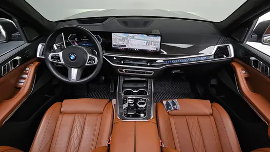 BMW X7 (G07) xDrive 40i M 7 2025 6