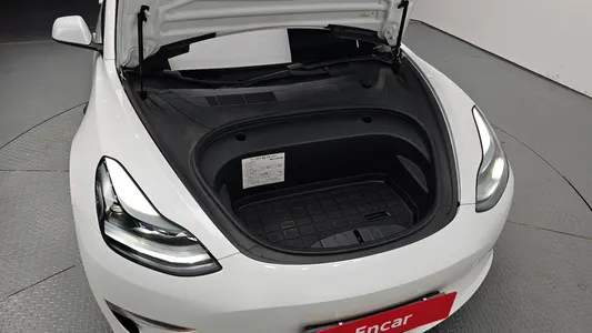 Tesla 3 AWD 2021 6