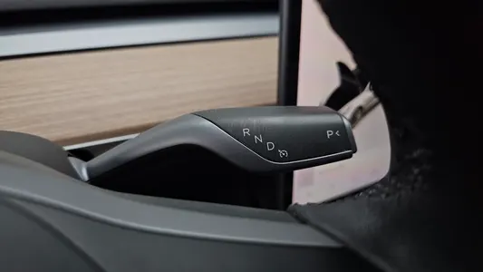 Tesla 3 AWD 2021 9