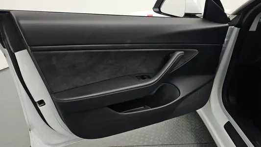 Tesla 3 AWD 2021 25