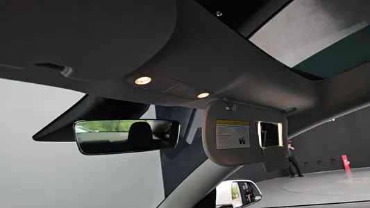 Tesla 3 AWD 2021 32