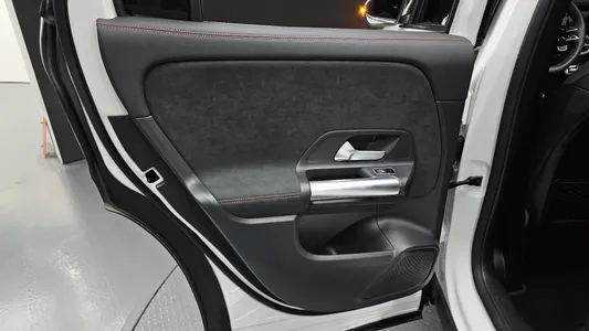 Mercedes-Benz GLA-Class H247 GLA250 4MATIC 2026 25