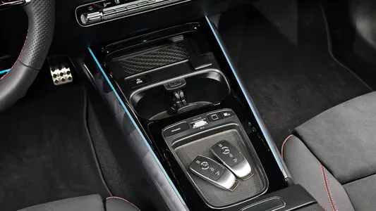 Mercedes-Benz GLA-Class H247 GLA250 4MATIC 2026 28