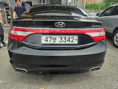 Hyundai Grandeur HG HG240 2014 7