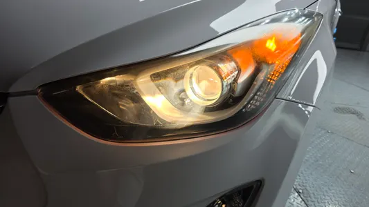 Hyundai 아반떼 1.6 GDi 2014 22
