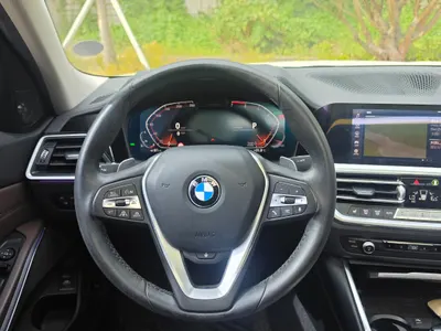 BMW 3 Series (G20) 330i 2019 12