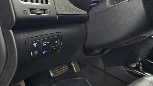 Hyundai 아반떼 하이브리드 HDeIII 2009 19