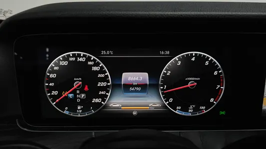 Mercedes-Benz E-Class W213 E300 2017 8