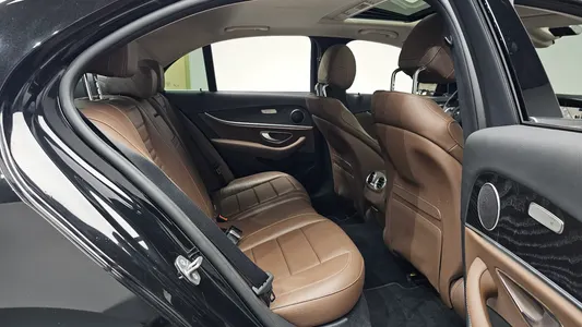 Mercedes-Benz E-Class W213 E300 2017 11
