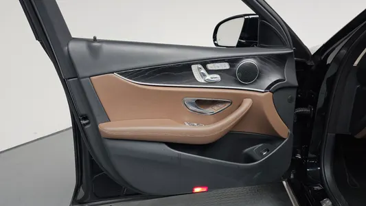 Mercedes-Benz E-Class W213 E300 2017 25