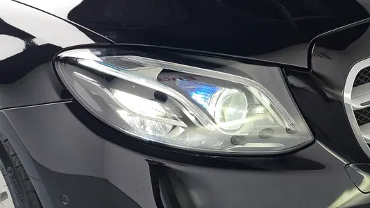 Mercedes-Benz E-Class W213 E300 2017 23