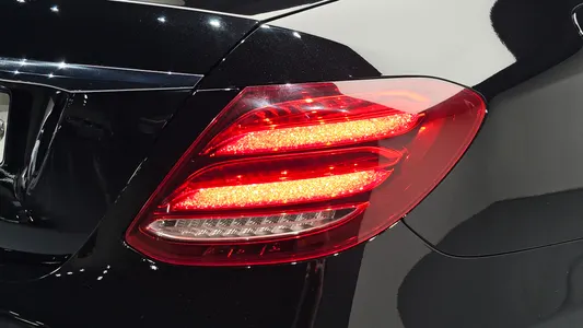 Mercedes-Benz E-Class W213 E300 2017 24