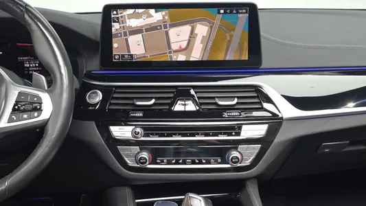 BMW 5 Series (G30) 530i xDrive M 2022 13