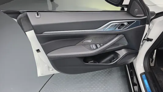 BMW i4 eDrive40 M 2022 24