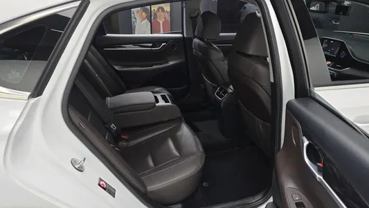 Hyundai IG 2018 11
