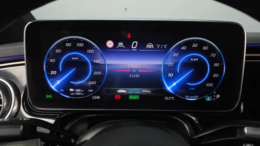 Mercedes-Benz EQS V297 EQS350 2022 8