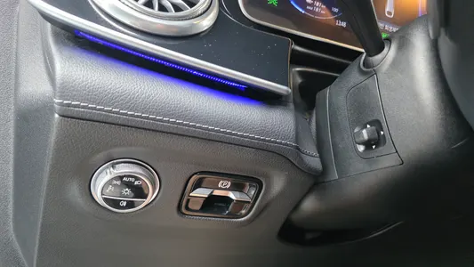 Mercedes-Benz EQS V297 EQS350 2022 19