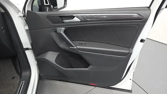Volkswagen 2 2.0 TDI 2018 24