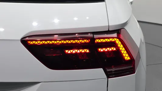 Volkswagen 2 2.0 TDI 2018 23