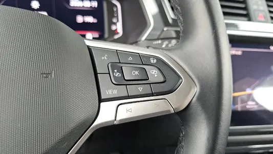 Volkswagen 2 2.0 TDI 2022 34