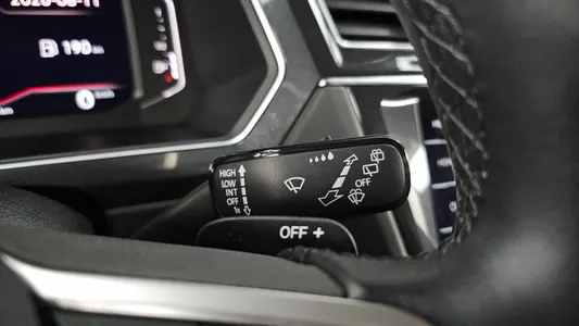 Volkswagen 2 2.0 TDI 2022 29